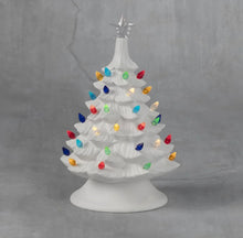 Load image into Gallery viewer, Vintage Christmas Tree 9"