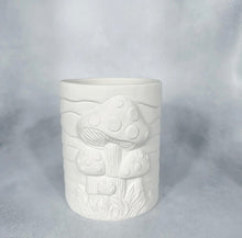 Load image into Gallery viewer, Retro Mushroom Container
