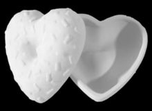Load image into Gallery viewer, Donut Heart box
