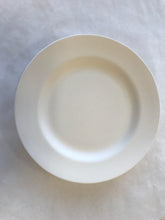 Load image into Gallery viewer, Tuscany Rim Dinner plate
