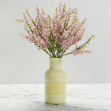 Load image into Gallery viewer, Textured bud vase-ridged

