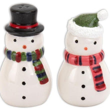 Load image into Gallery viewer, Snowman salt &amp; pepper
